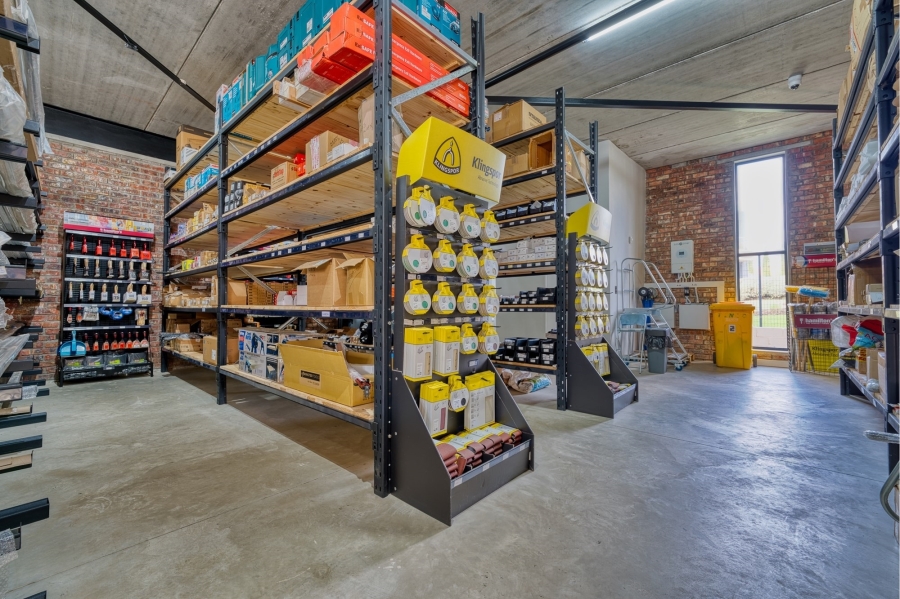 To Let commercial Property for Rent in De Zoete Inval Western Cape